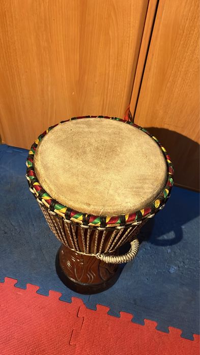 Tambor Africano 49cm x 27 cm