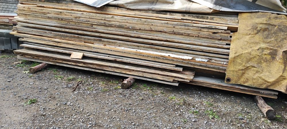 Stemple budowlane drewniane