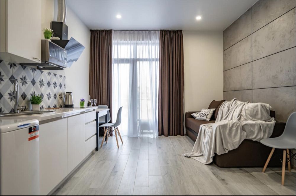 Аренда апартаментов помесячно/посуточно Аркадия скай/1015