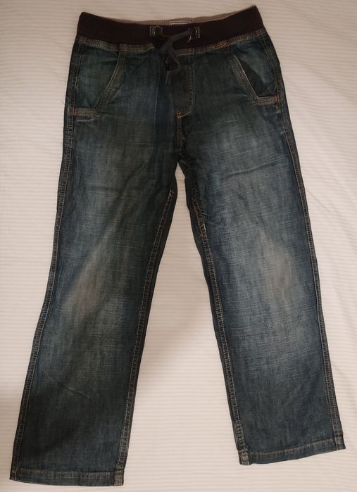 Calças de ganga 7/8 anos como novas. Zara Boys