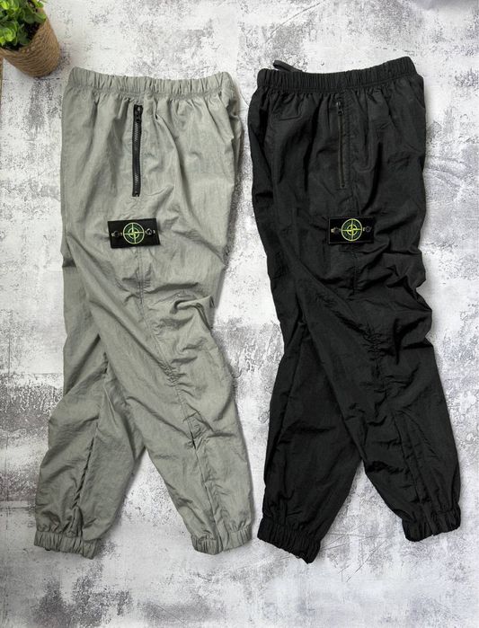 Нейлонові штани Stone Island
