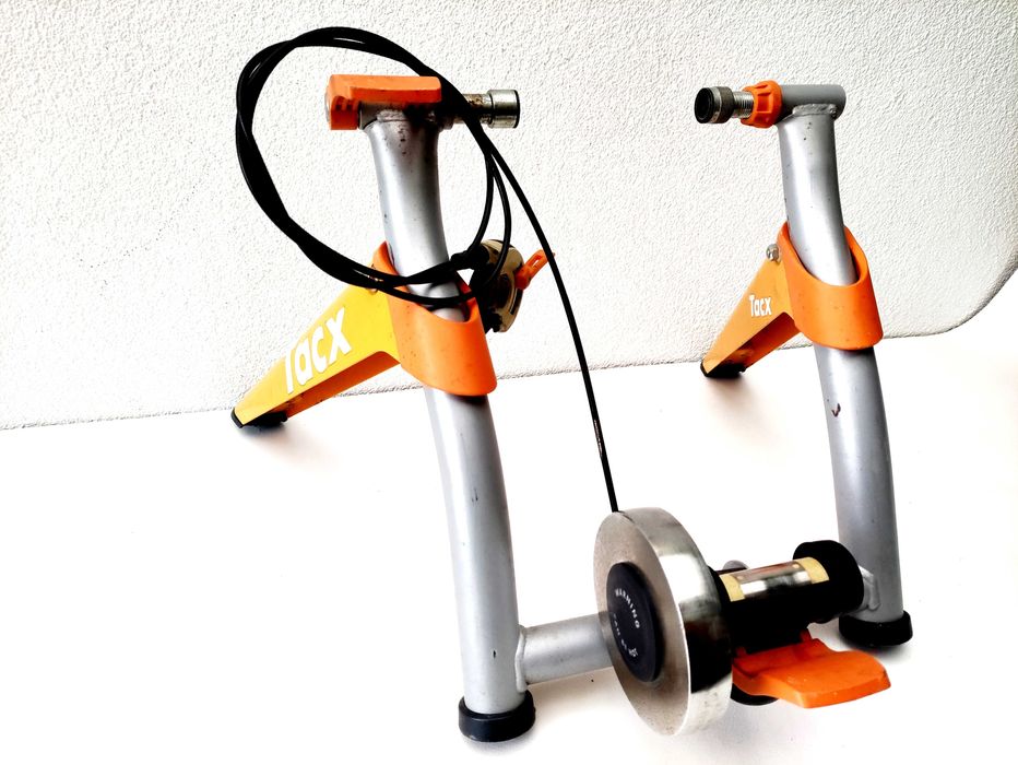 Solidny trenażer rowerowy do roweru TACX Super Stan 26-29"