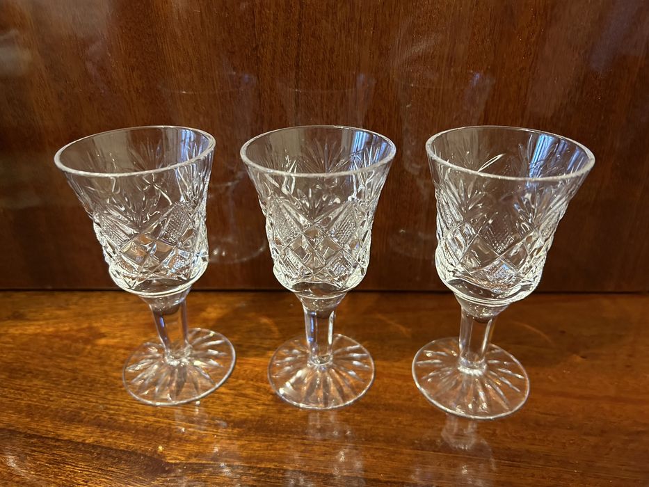 Келихи кришталеві