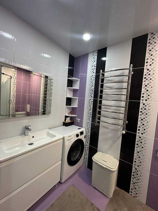 Пропонується затишна 2х кімнатна квартира в новому зданому будинку.