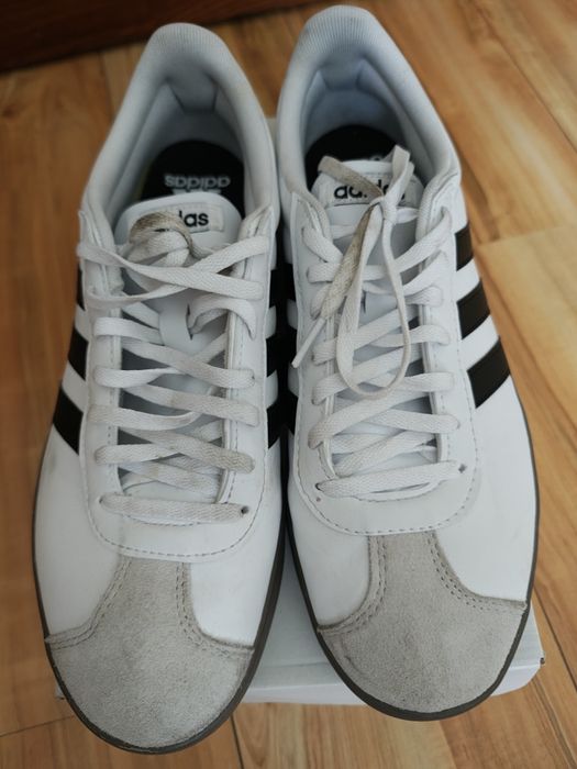 Buty Adidas r. 44 2/3