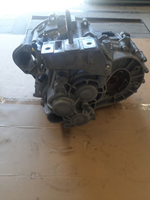 Мкпп коробка передач Fup ford vw 6 ступка