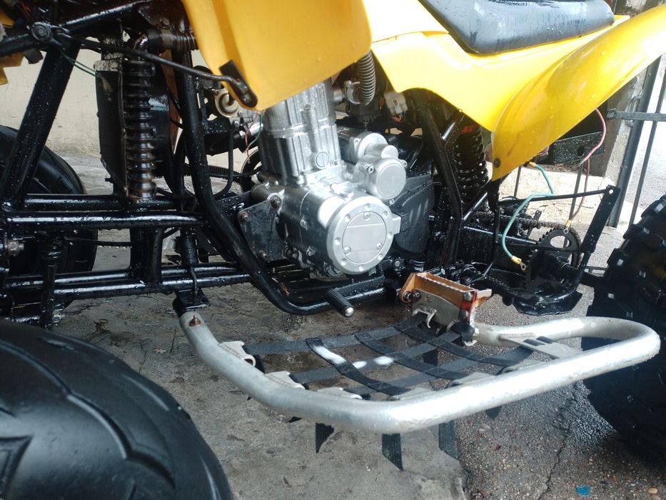 Vendo moto 4 chineray