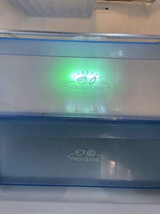 Frigorífico LG com dispensador de água