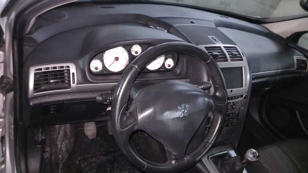 PEUGEOT 407 1.6 HDI  psa gasóleo teto panorâmico 2008