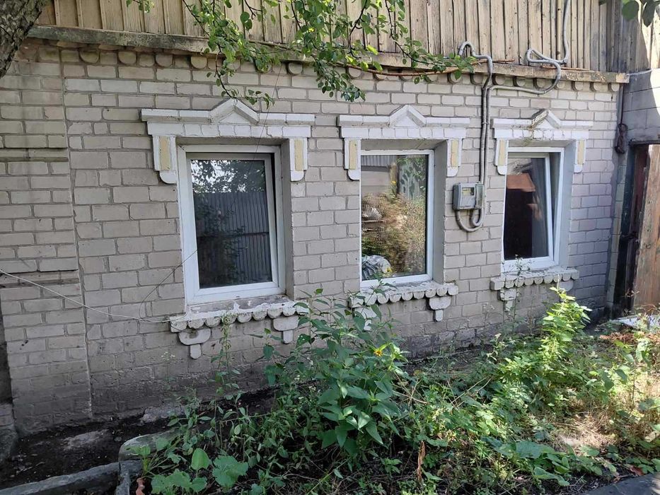 + Продам часть дома ул. Степная р-н дет.поликлиники 9800 дол.