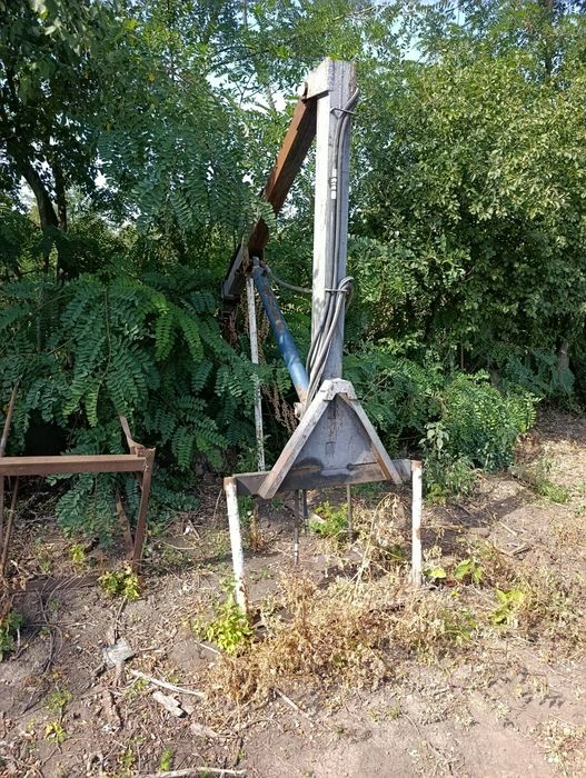 Продам причеп зил