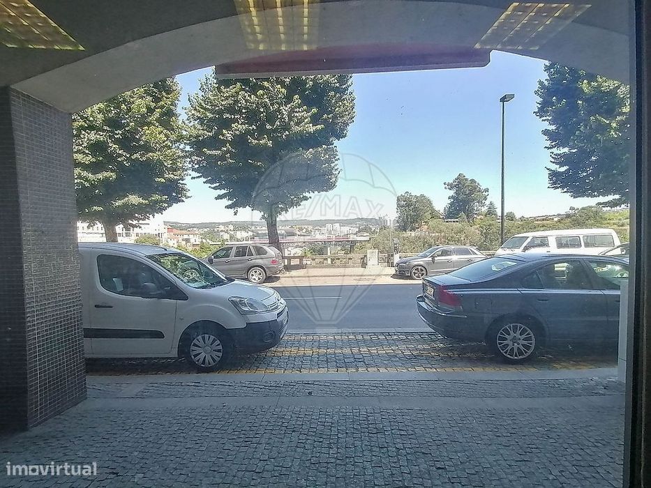 Loja  para arrendamento