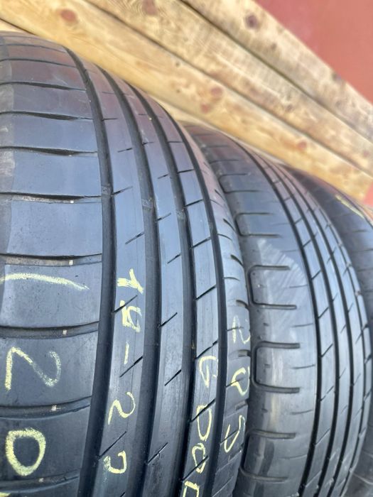 Шини літні 205/60 R16 Goodyear