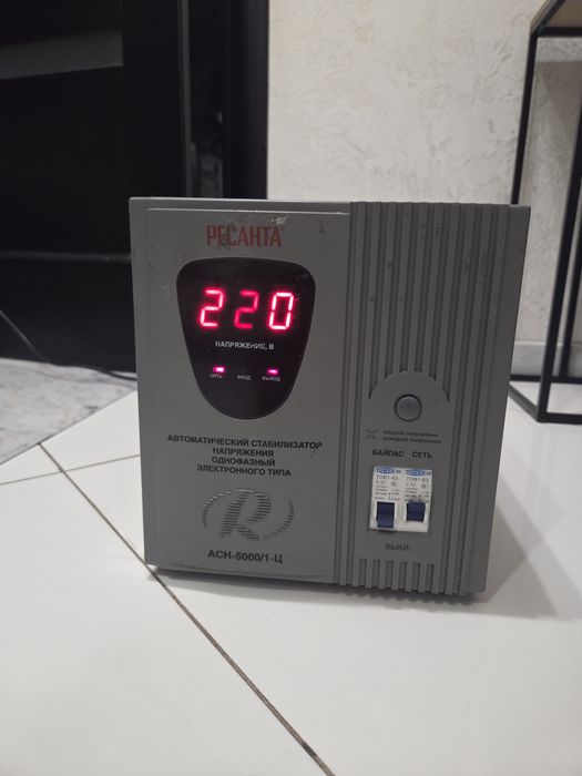 Стабілізатор напруги Ресанта АСН-5000