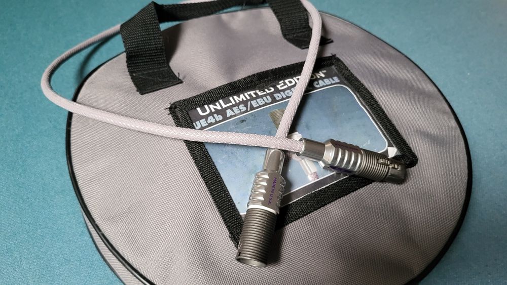 XLO Unlimited,  AES/EBU Interkonekt , 1.0m