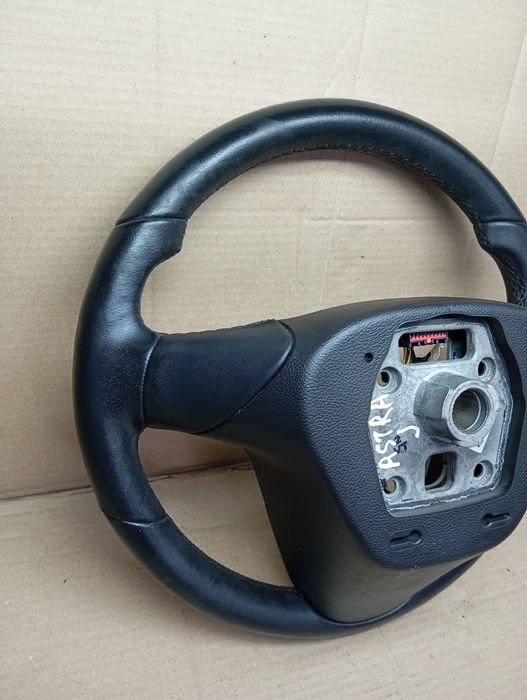 Opel astra J руль кермо штурвал