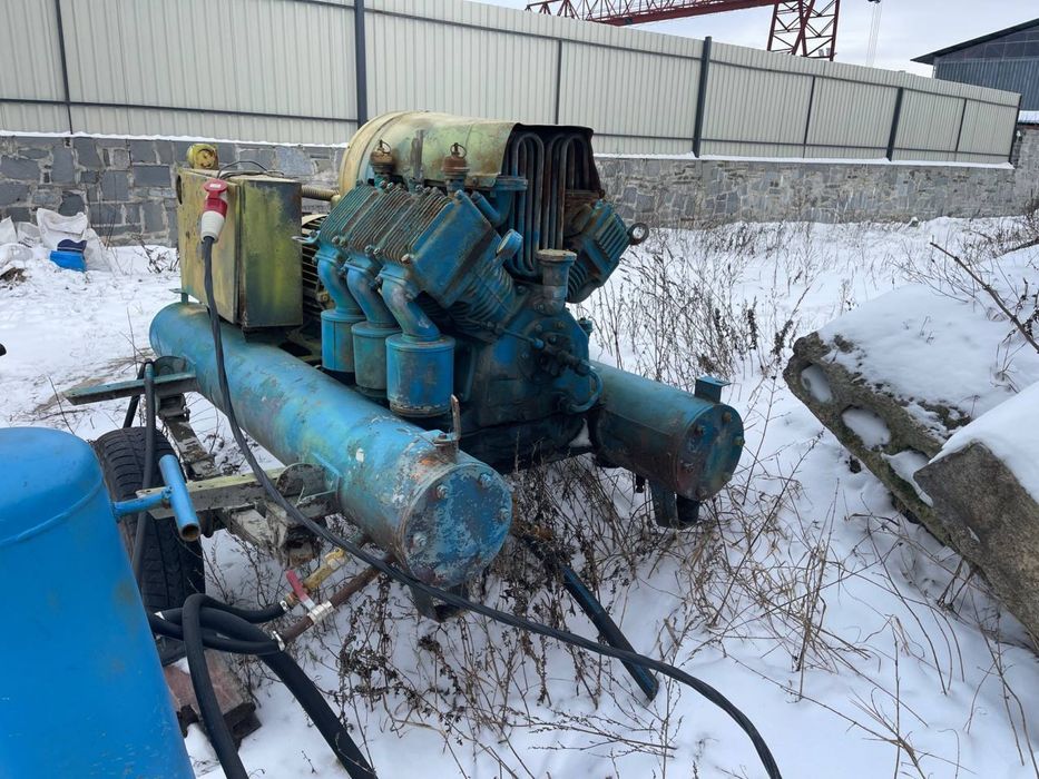 Компресор ПКС-5,25 б/у — потужний промисловий агрегат