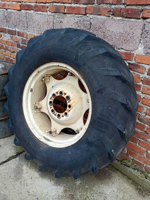 Opony 540 65 R28 oraz koła zetor 7211, 5211