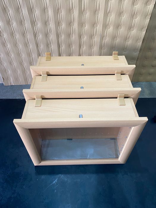 Vitrinas de Parede Novas