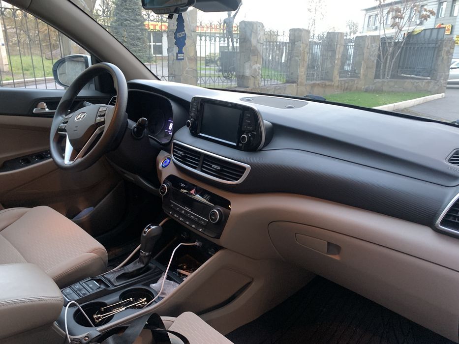Продаи Hyundai tukcon 2019 года выпуска в идеальном состояни