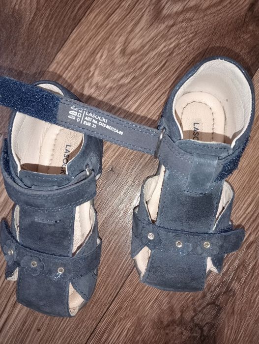 Buty dla dziewczynki sandałki 21 skóra
