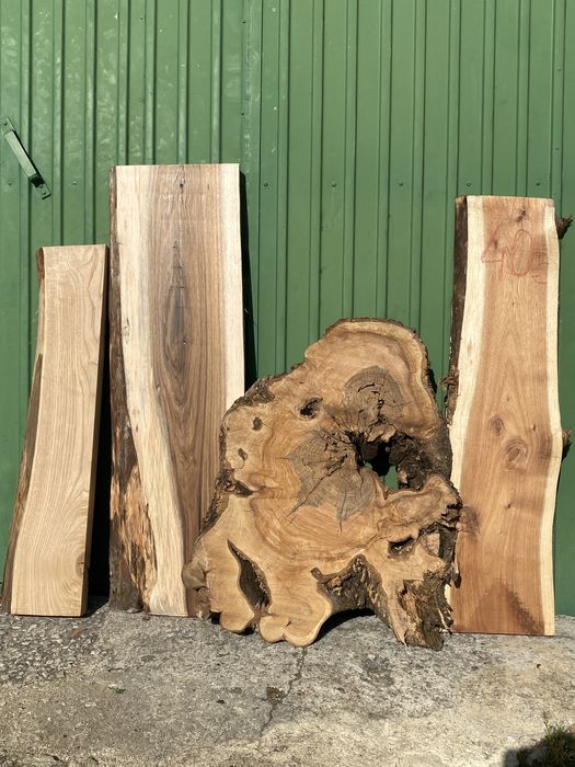 Madeira dura aplainada (armazém)