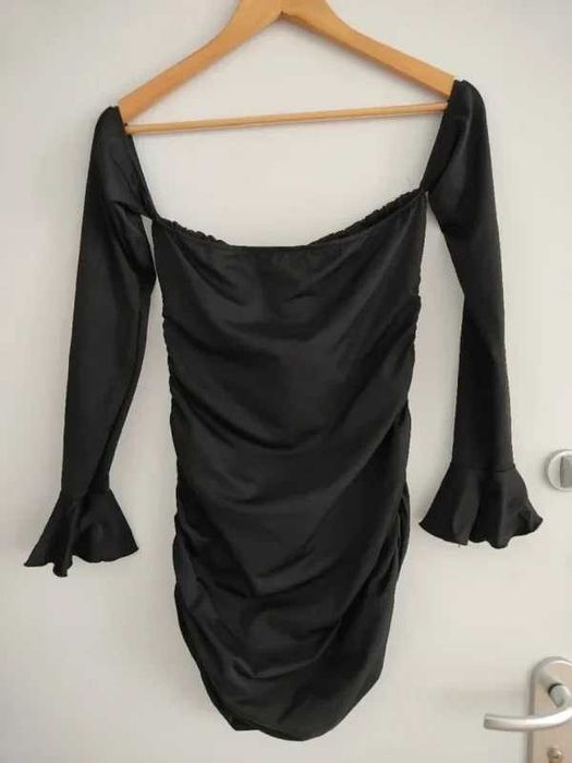 Mini Vestido Preto Shein – Drapeado com Mangas Sino – Tamanho M