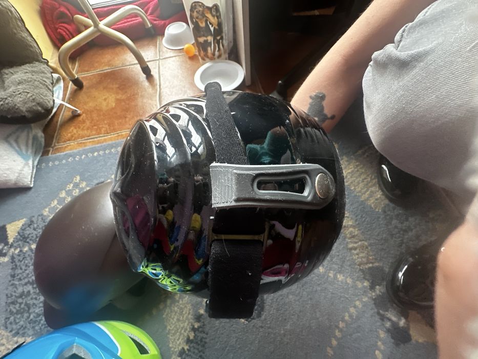 Kask na narty, deske dziecięcy