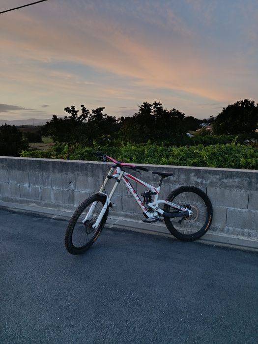 Bicicleta downhill