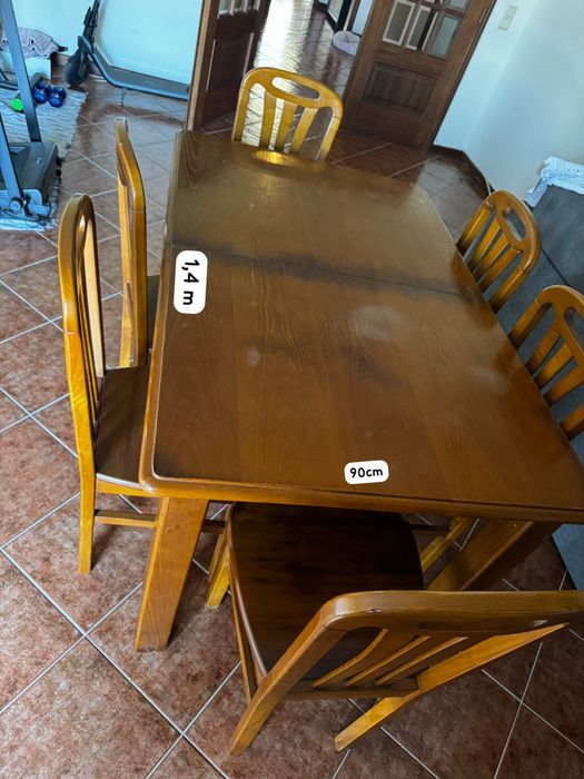 Mesa em madeira 1,40m extensivel para 1,80m