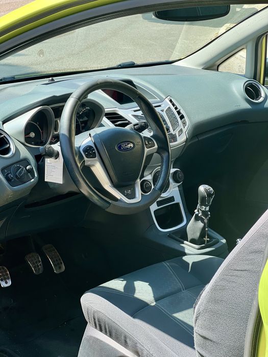 Ford Fiesta — fotografia 5