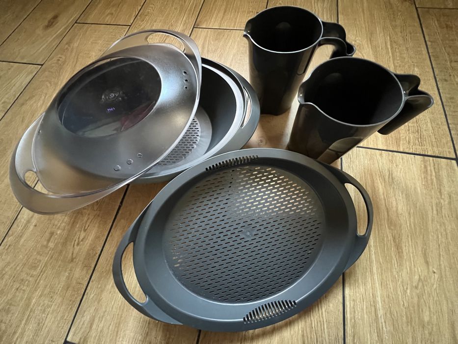 Bimby TM5 c/Cook-Key + 2 copos + 2 livros + avental Bimby