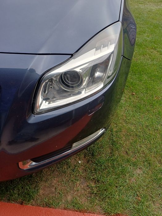 Dekielek lampy przedniej Opel Insignia xenon