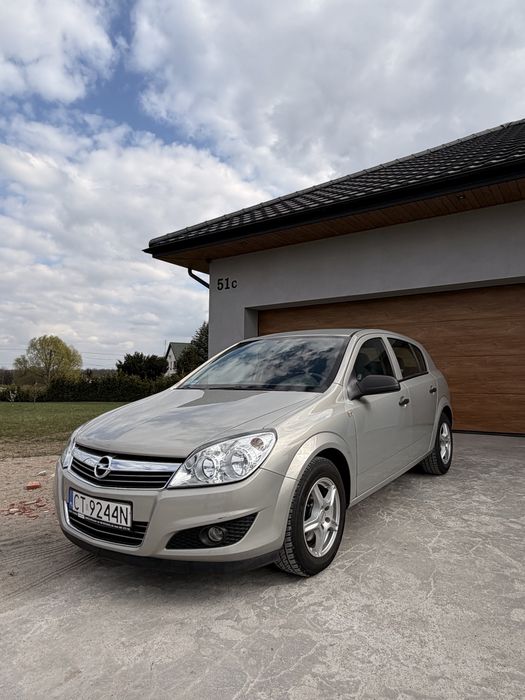 Opel Astra G 1.6 2009 rok mały przebieg !!