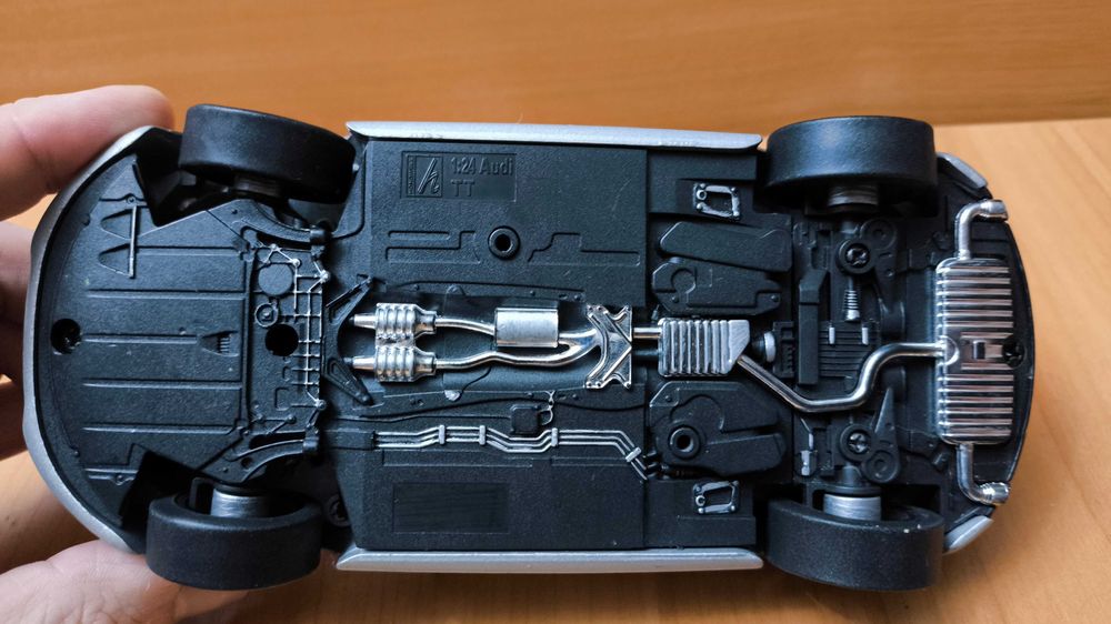 Іграшкова машинка Audi TT 1.24 Hongwell