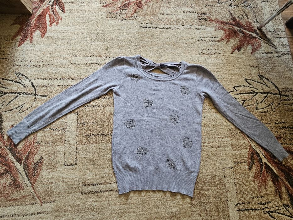 Sweter damski z kokardą rozmiar S za 11 zł