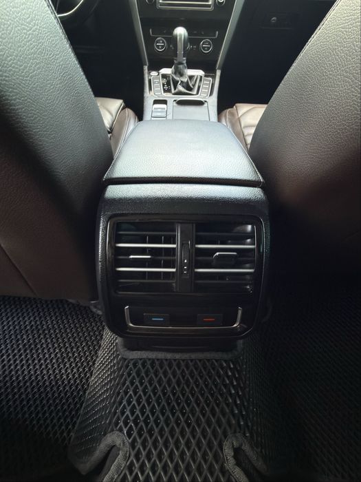 Volkswagen Passat B8 2015