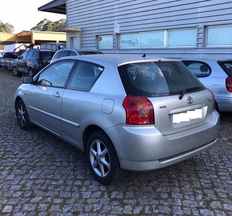 Toyota Corolla E12 1.4 D-4D 3P 2005 - Para Peças