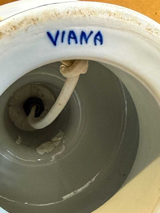 Candeeiro Cerâmica Portuguesa “VIANA” Pintado à Mão – 28cm