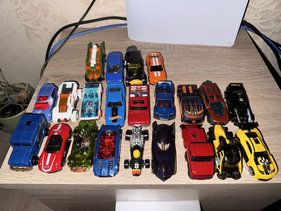 Машинки хот вилс Hot wheels