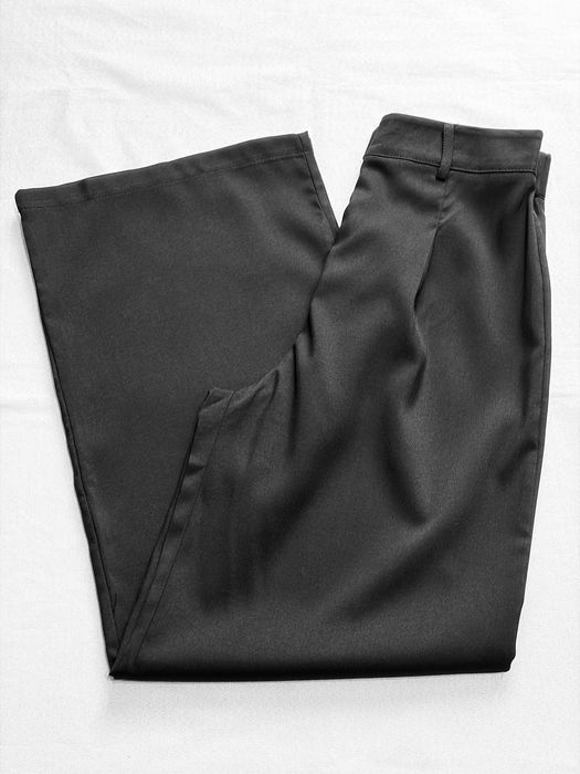 Eleganckie spodnie damskie rozszerzane czarne M