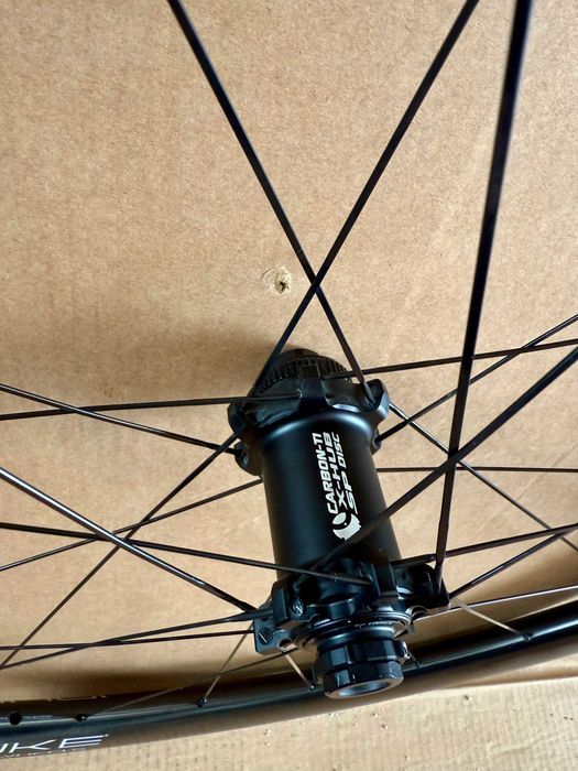 Rodas Duke Baccara Ultra 36 SLR2 + Cubos Carbon-Ti