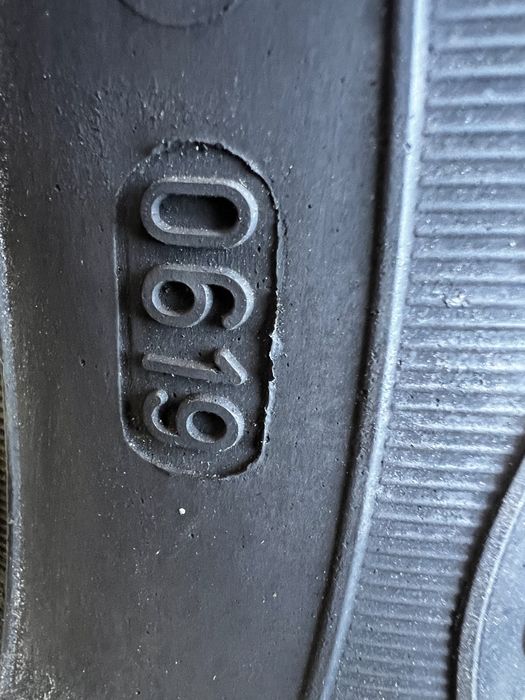 Kola 5x114.3 195/65/15 SAVA bieznik :7,60mm 6.40mm