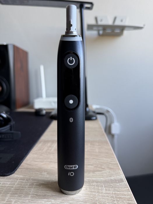 Sczoteczka ORAL-B IO 9