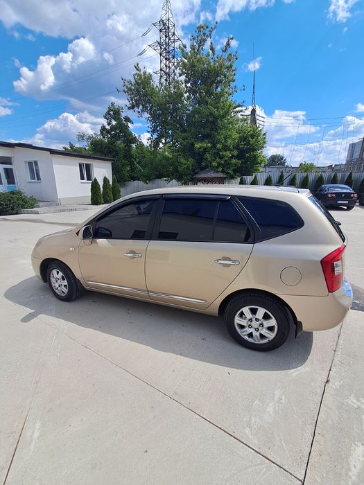 Kia.Carens ||| .