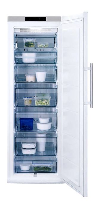 Продам морозильную камеру ELECTROLUX EUF2743AOW