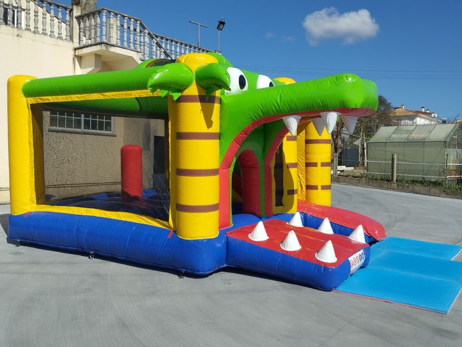 Aluguer de insuflável