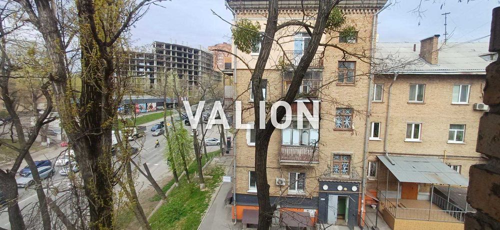 Продаж 3к квартири  пр. Науки 63 Голосіївський район