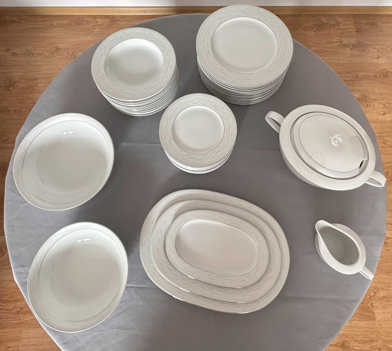 Nowy serwis obiadowy porcelana WAWEL – 43 elementy/12 osób