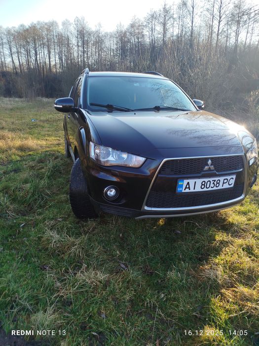 Продам оутлендер 2010р